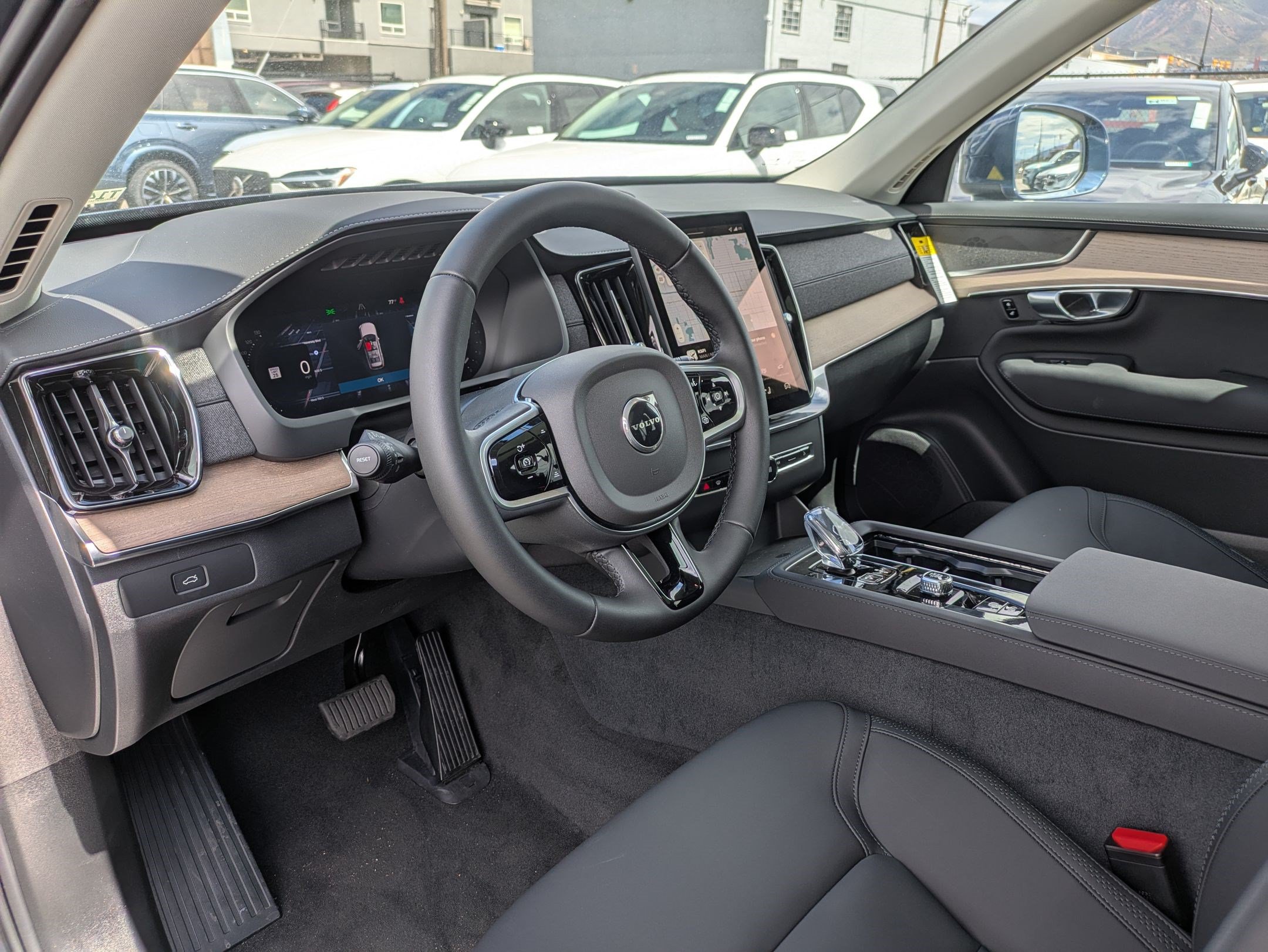 2026 Volvo XC90 Core - Photo 9