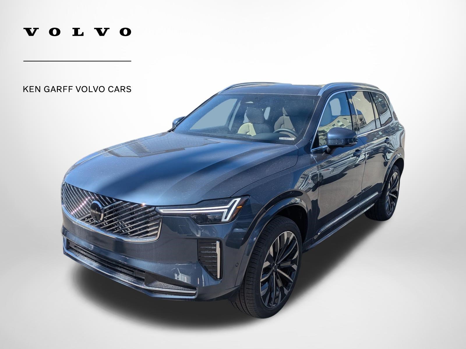 2026 Volvo XC90 Plus - Photo 7