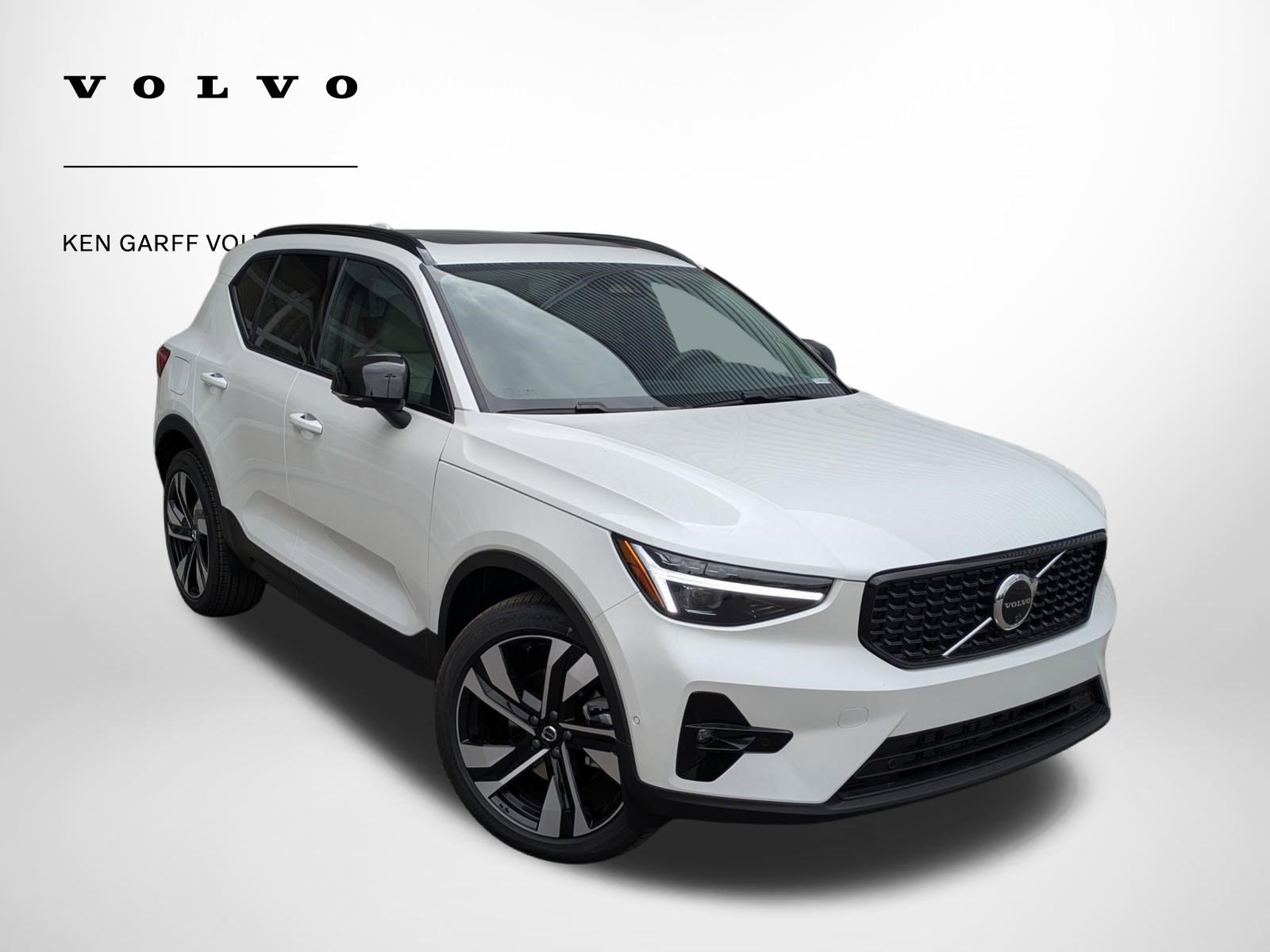 2026 Volvo XC40 Plus