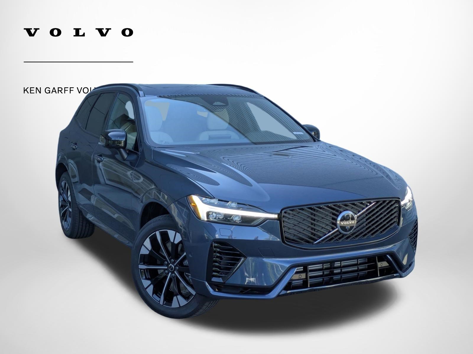 2026 Volvo XC60 Plus