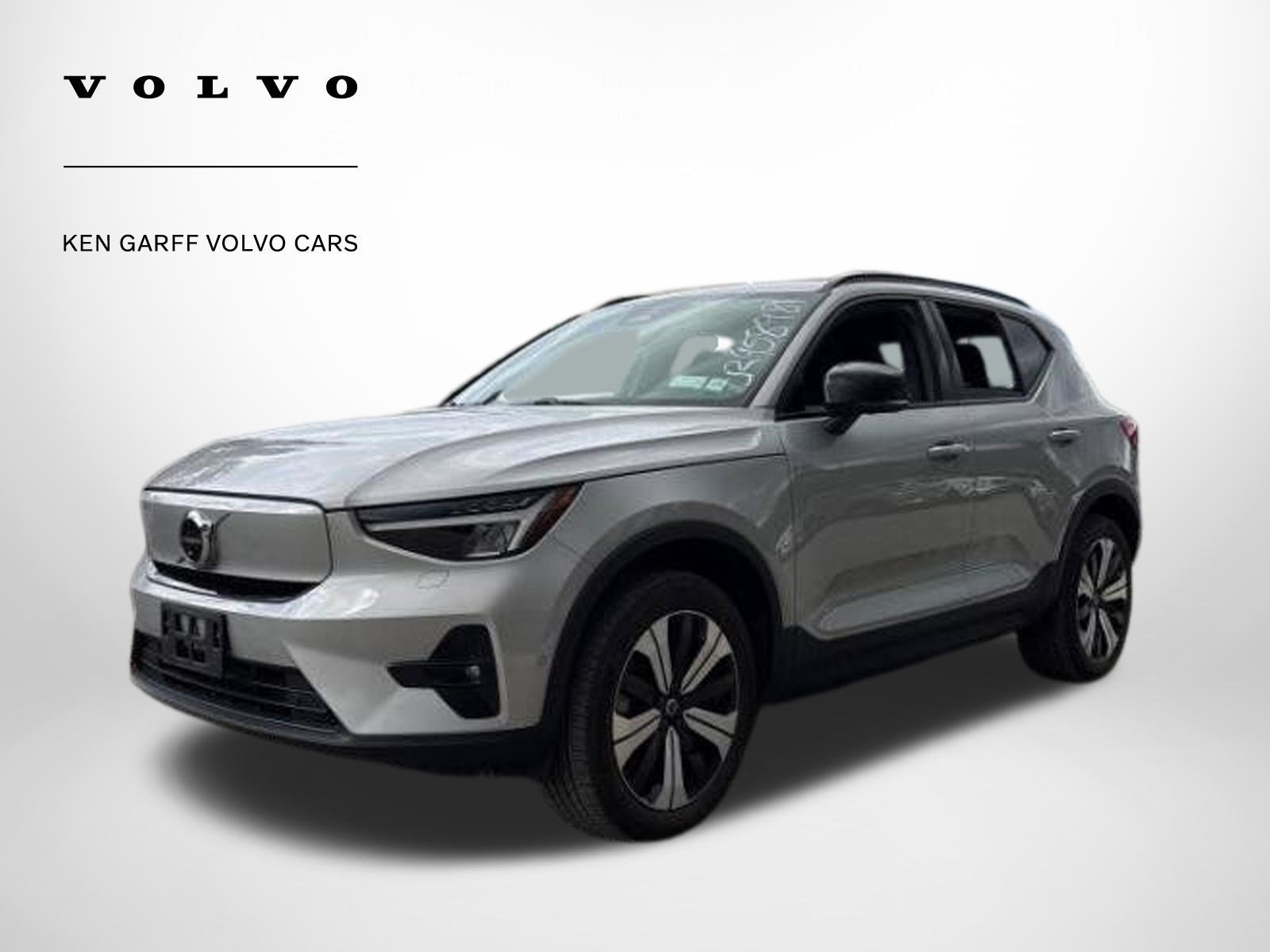 2023 Volvo XC40
