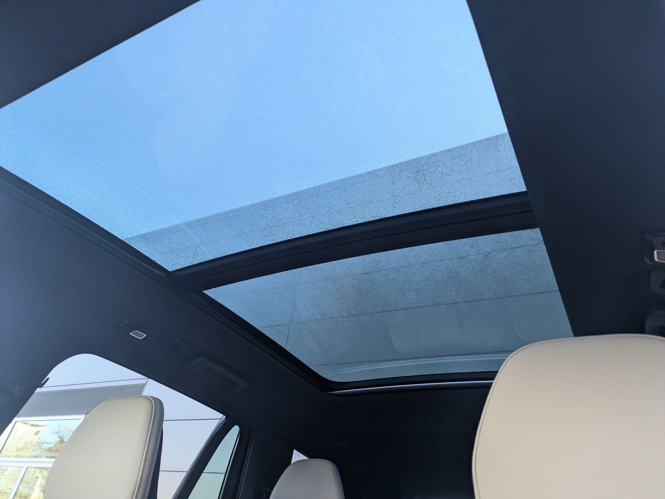 2026 Volvo XC90 Plus - Photo 13