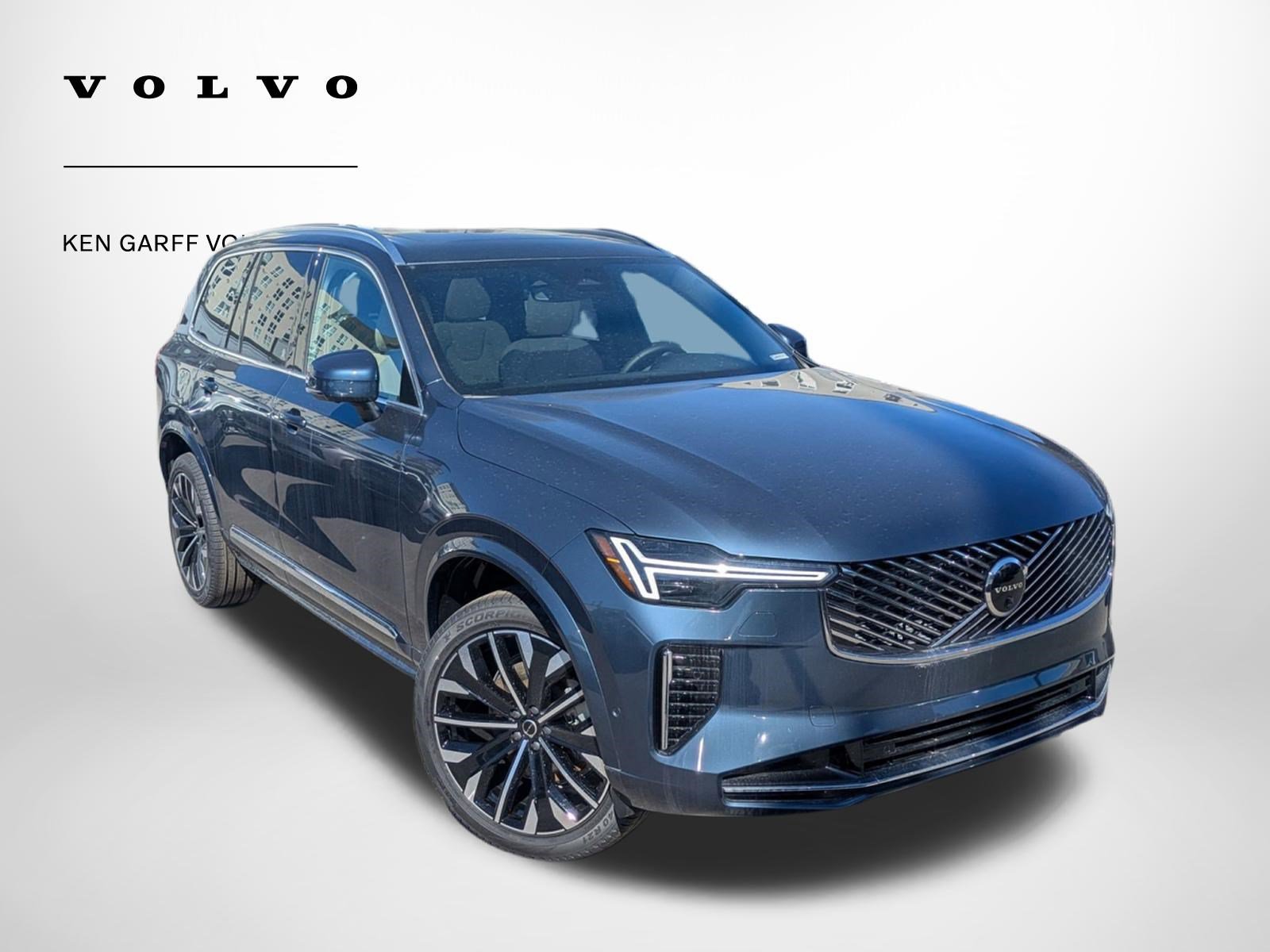 2026 Volvo XC90 Plus