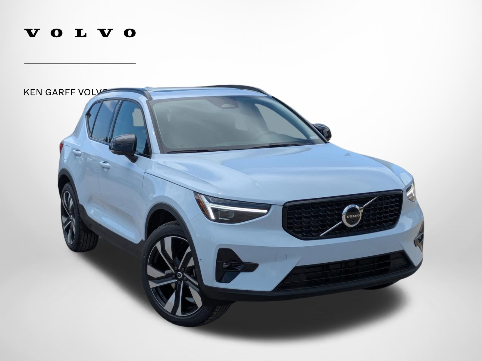 2026 Volvo XC40 Plus