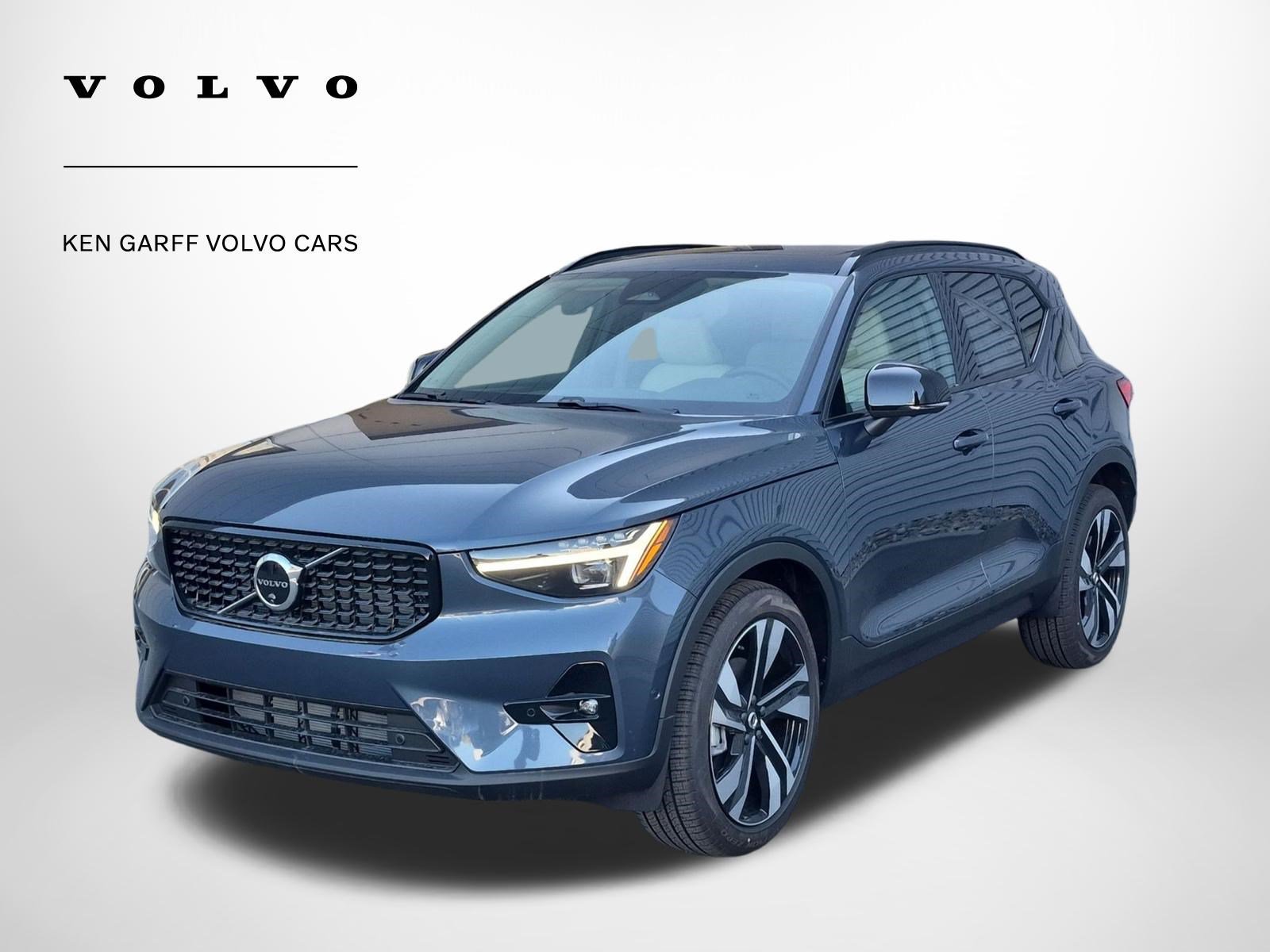 2026 Volvo XC40
