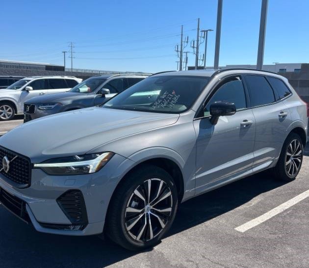 2024 Volvo XC60 Plus