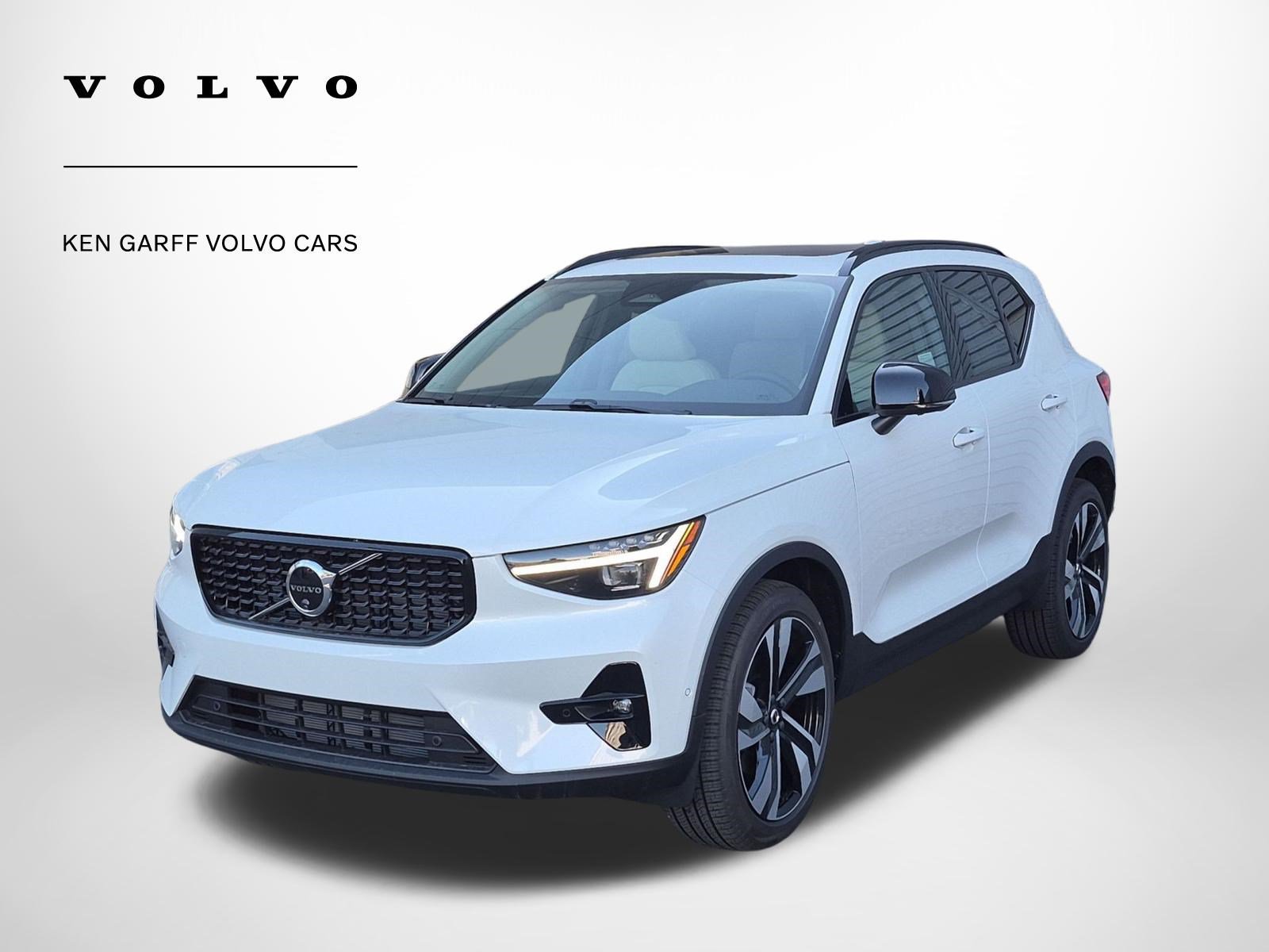 2026 Volvo XC40