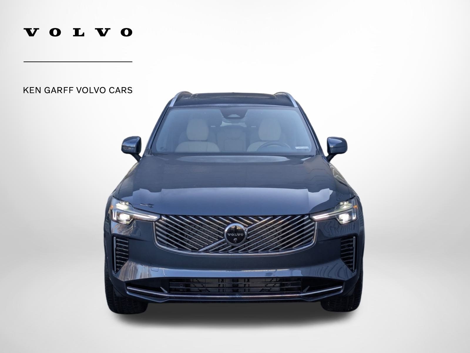 2026 Volvo XC90 Plus - Photo 8