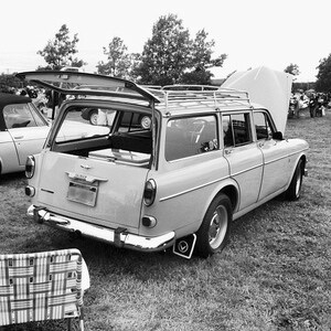 Old Volvo B&W.png
