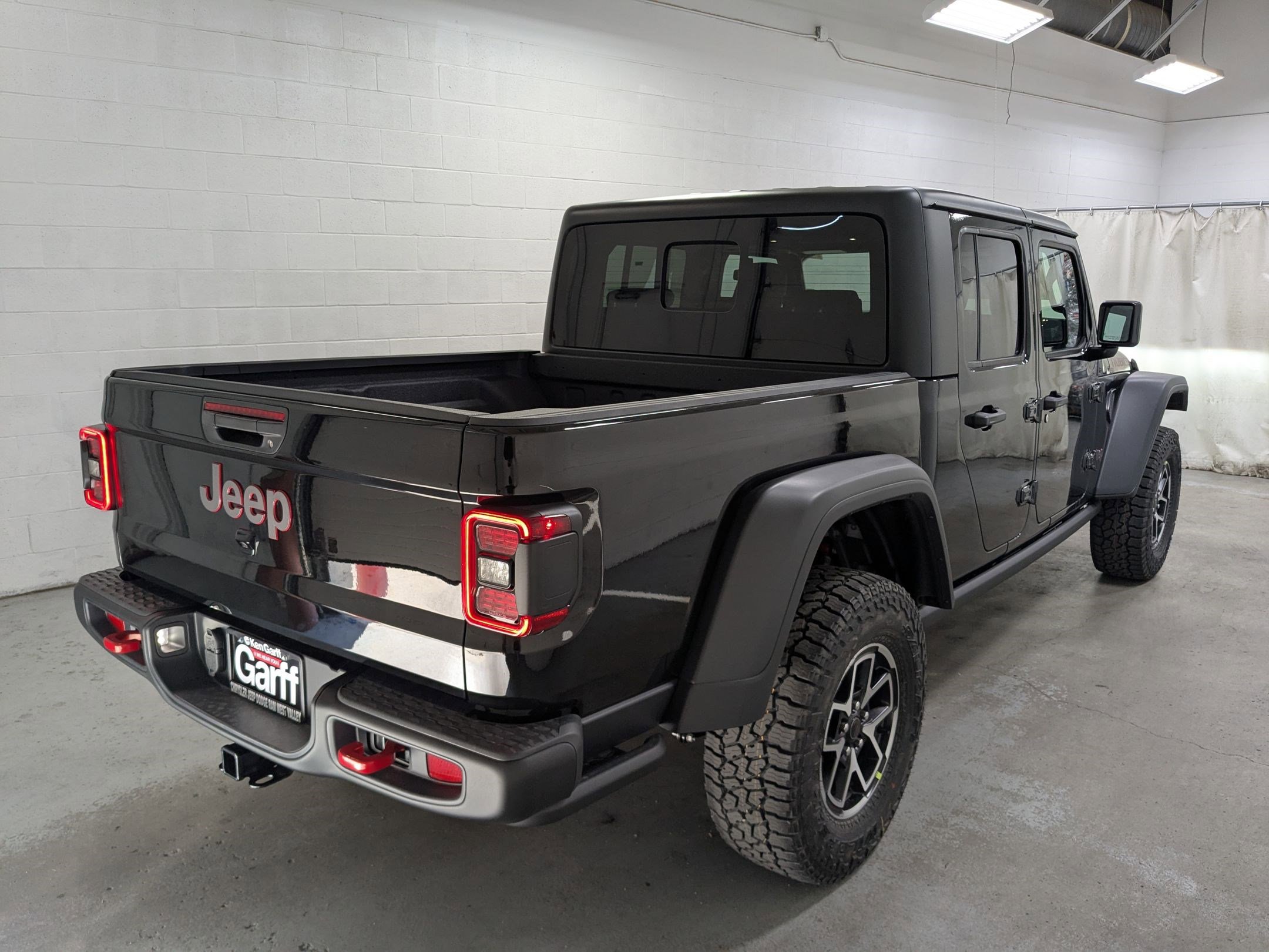 2025 Jeep Gladiator Rubicon photo 3