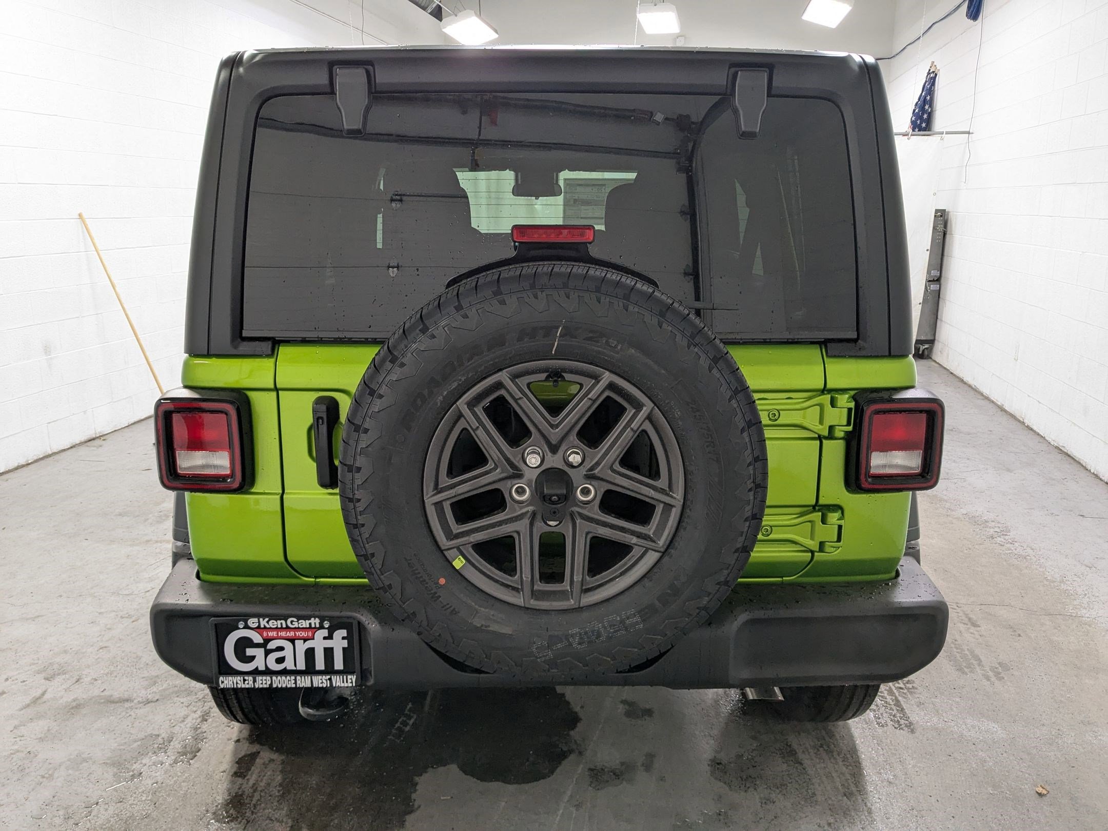 2025 Jeep Wrangler Sport S photo 2
