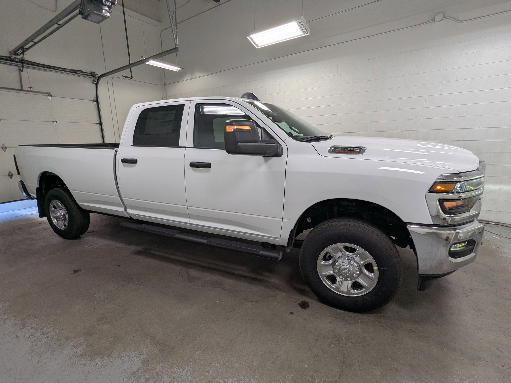 2026 Ram 2500 Tradesman photo 2