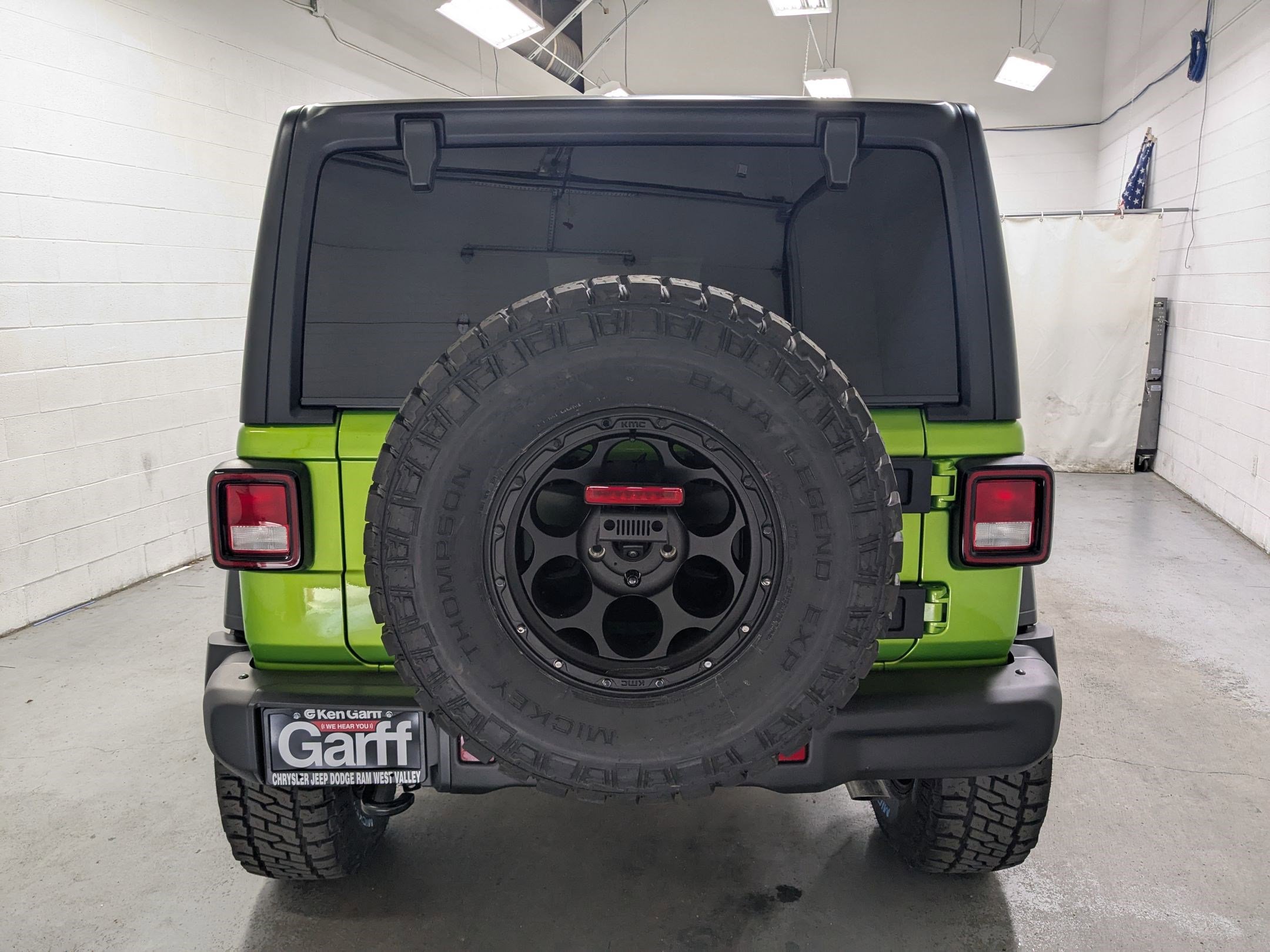 2025 Jeep Wrangler Sport S photo 3