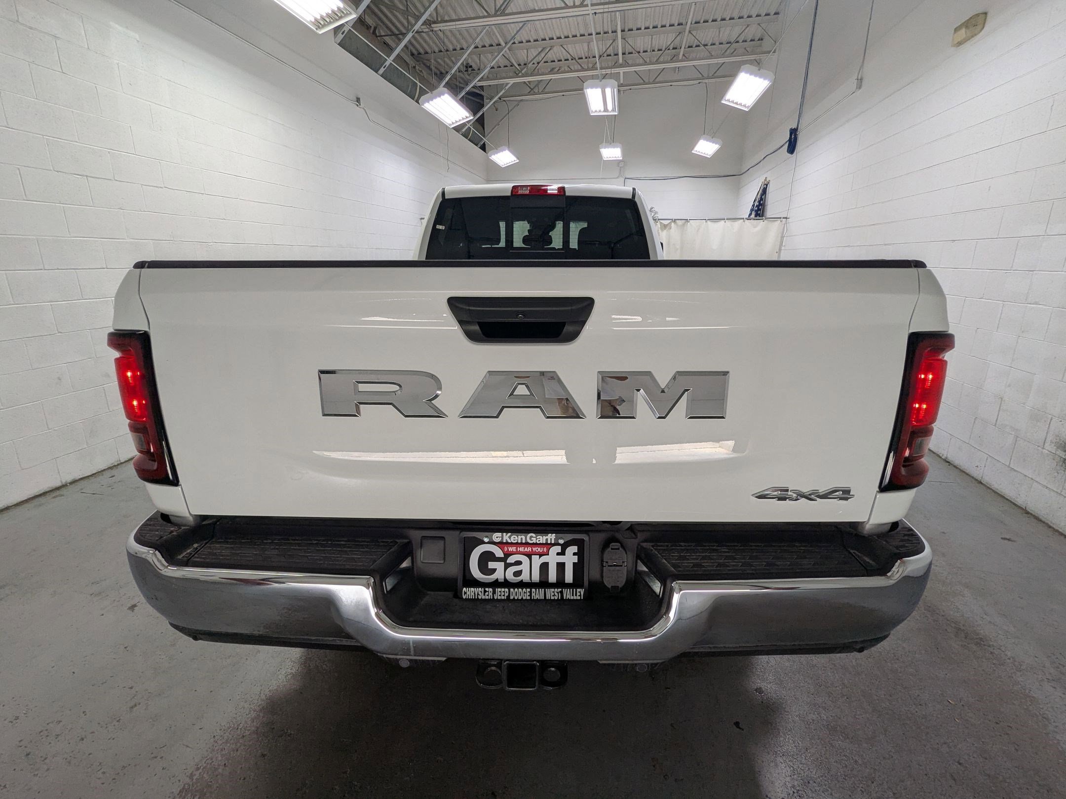 2026 Ram 3500 Tradesman photo 4