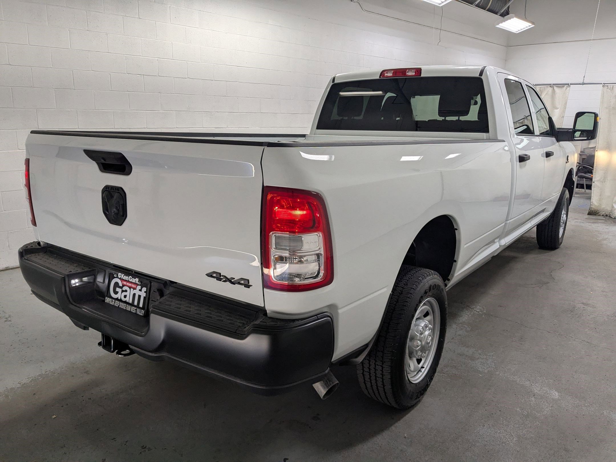 2024 Ram 2500 Tradesman photo 2