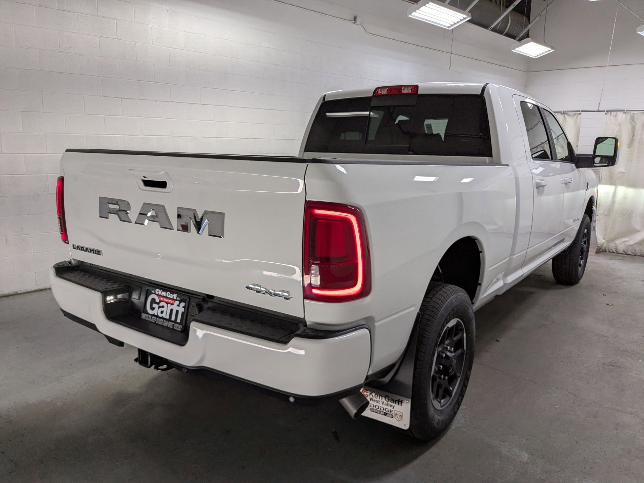 2025 Ram 2500 Laramie photo 3