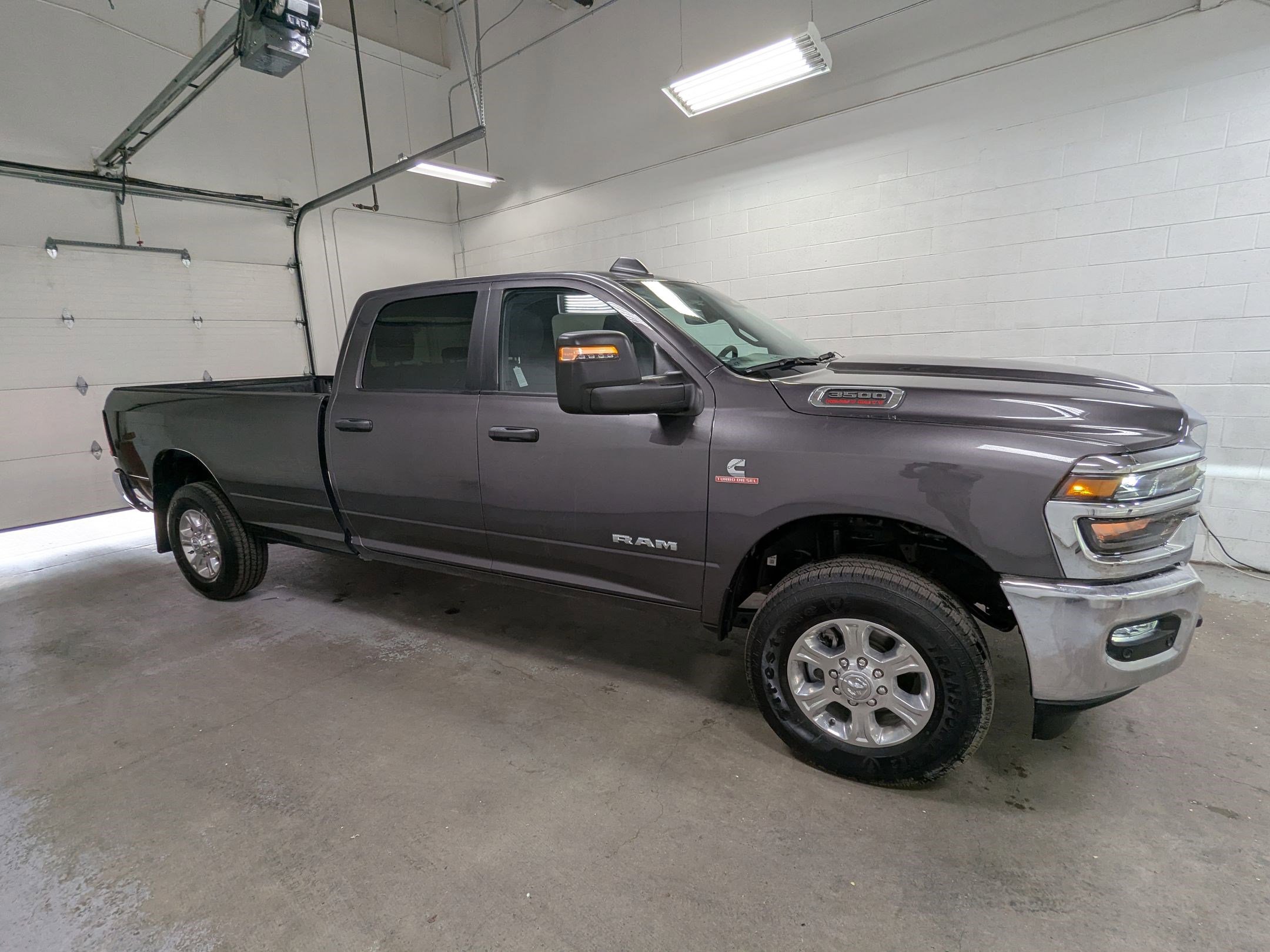 2025 Ram 3500 Big Horn photo 2