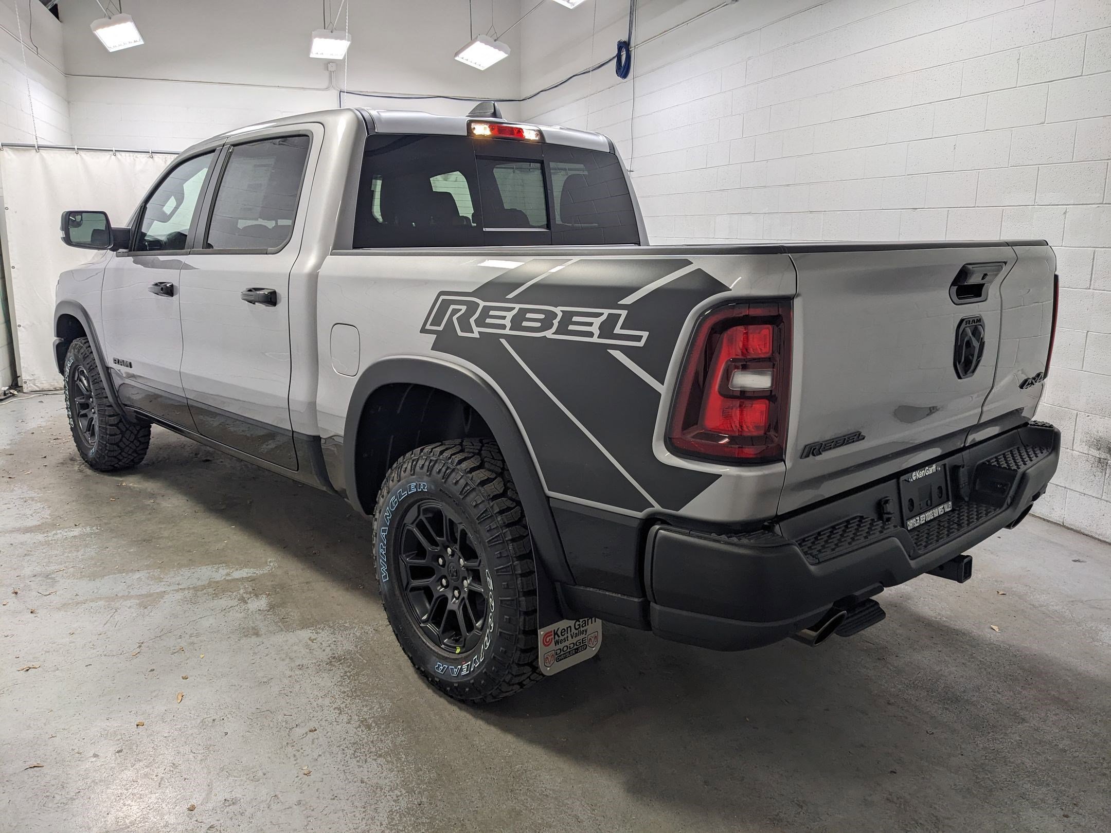 2025 Ram 1500 Rebel photo 4