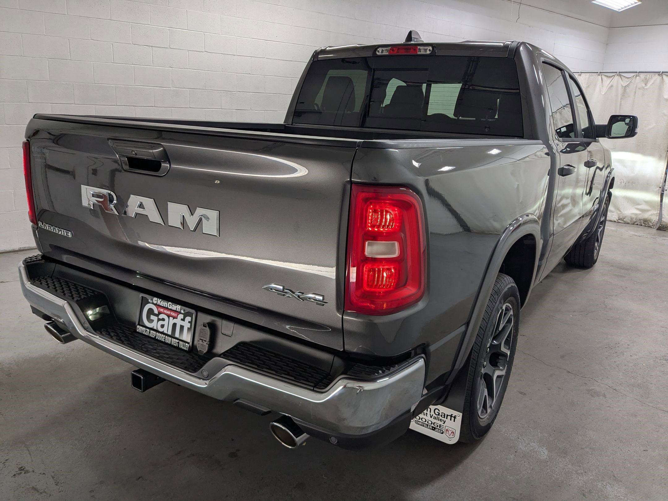 2026 Ram 1500 Laramie photo 3