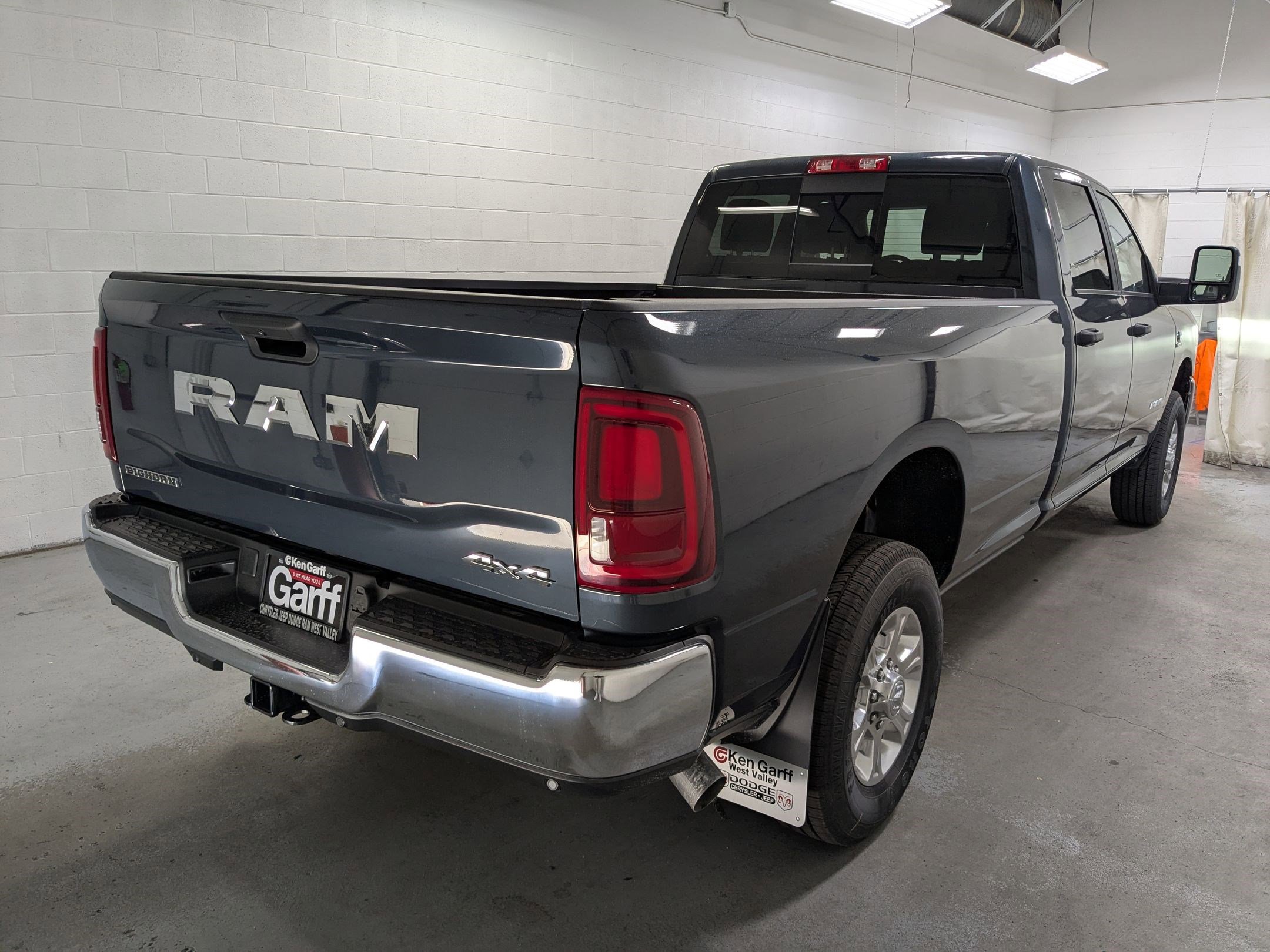 2025 Ram 3500 Big Horn photo 2