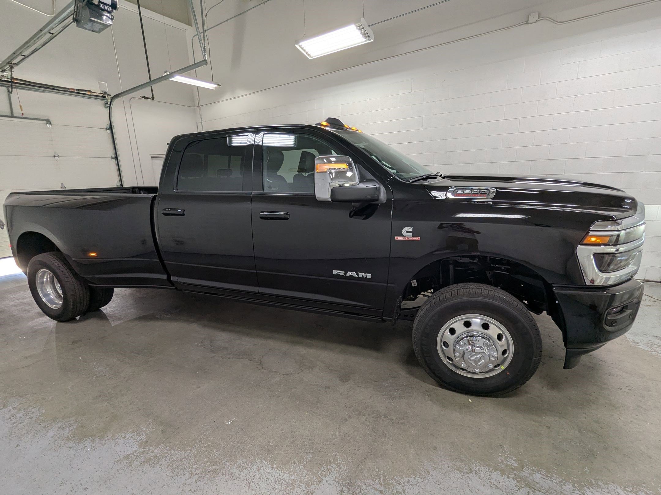 2026 Ram 3500 Laramie photo 2