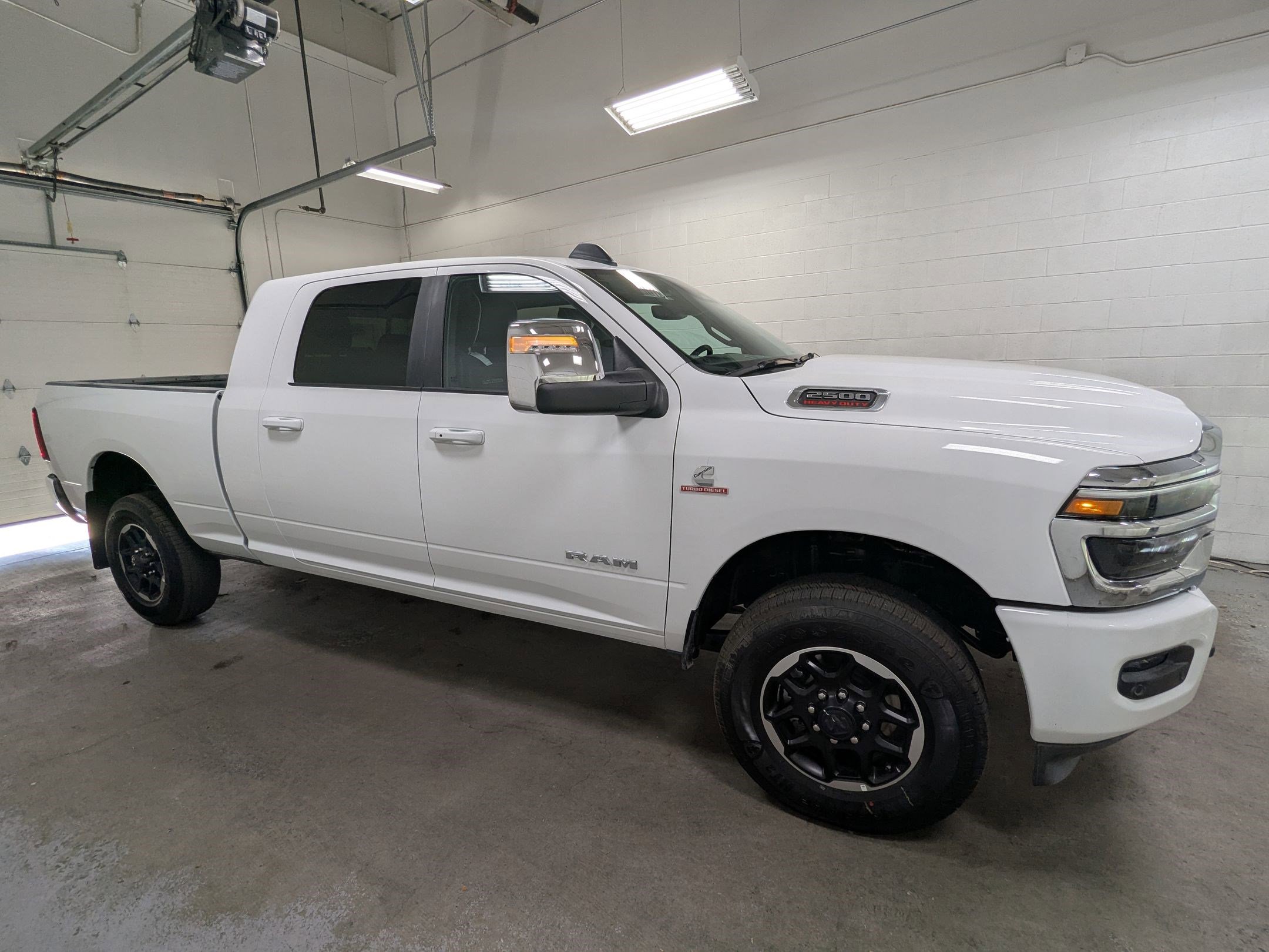 2025 Ram 2500 Laramie photo 2