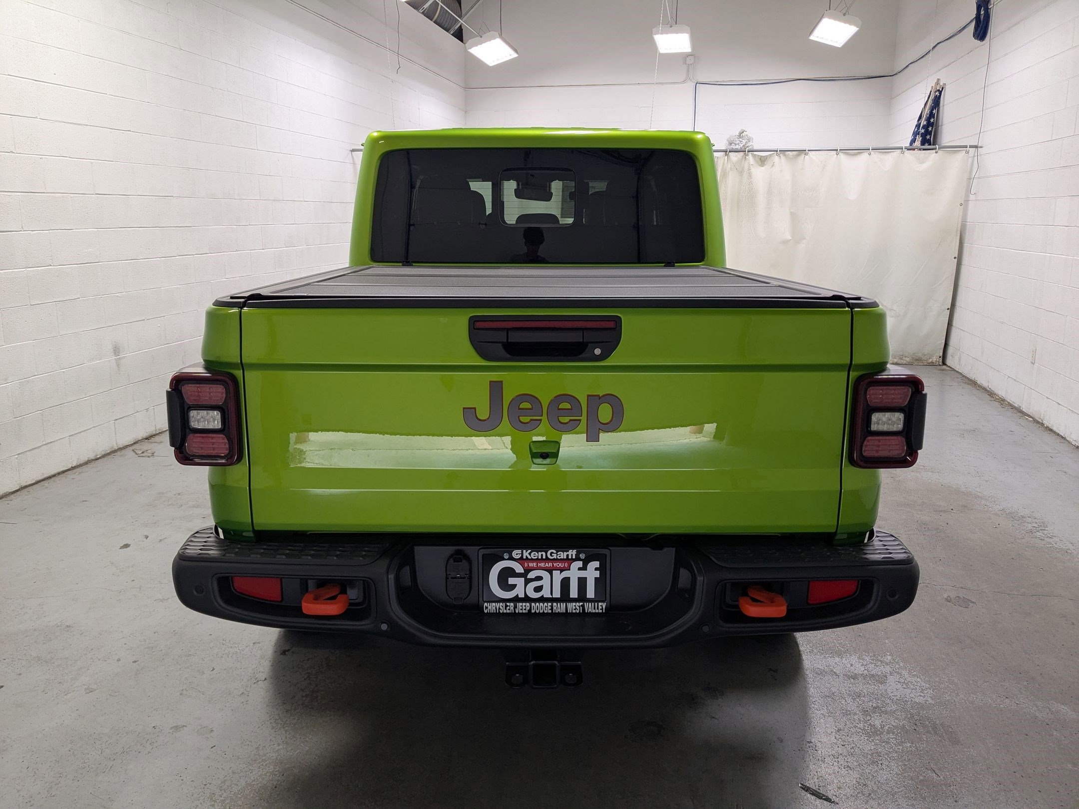 2025 Jeep Gladiator Mojave photo 2