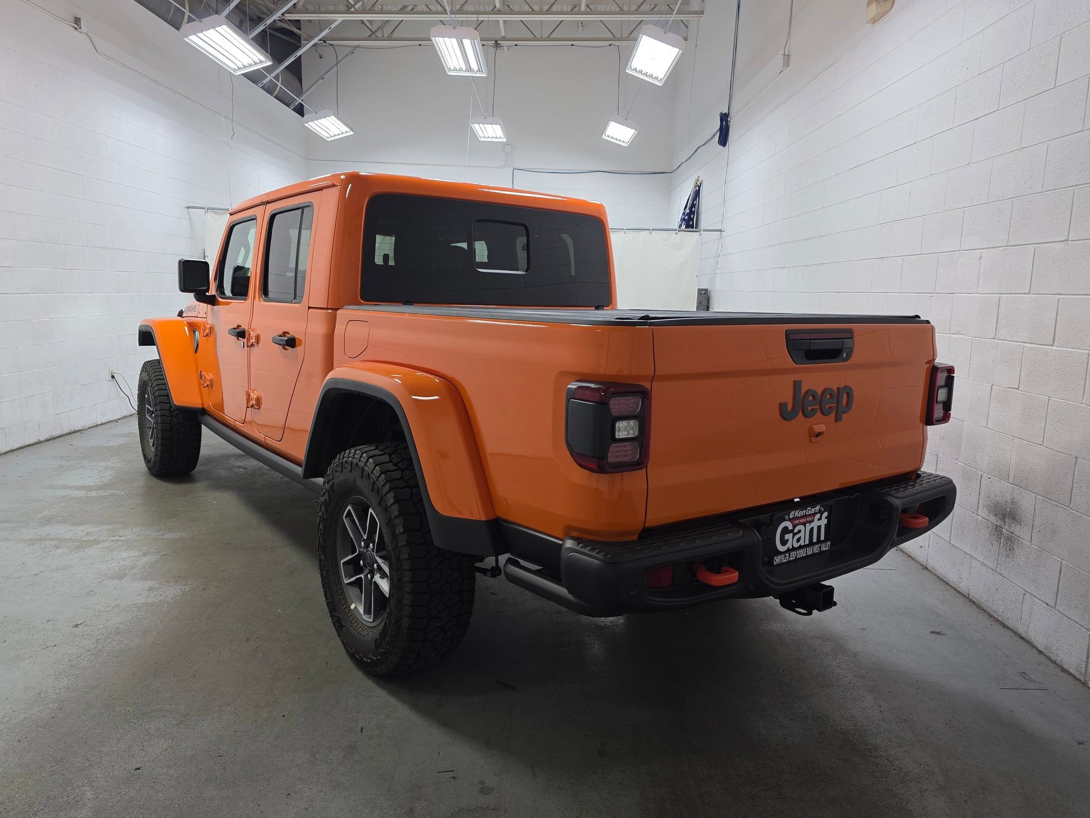 2025 Jeep Gladiator Mojave photo 4