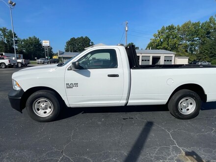 2022 Ram 1500 Classic Tradesman 4x2 Tradesman  Regular Cab 8 ft. LB Pickup
