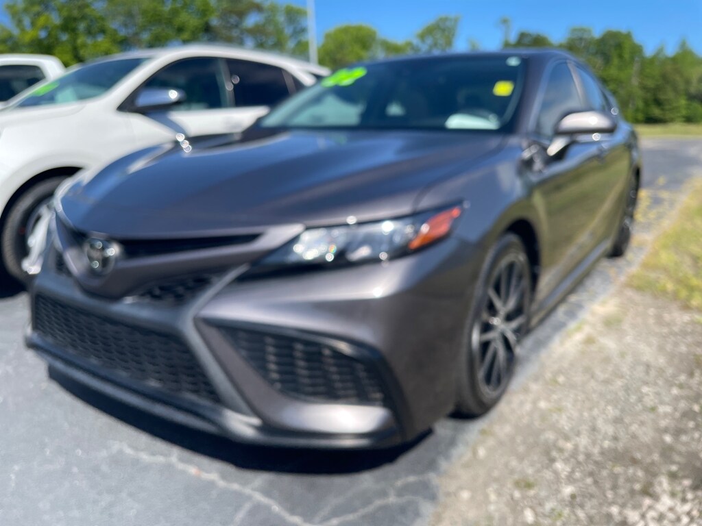 Used 2022 Toyota Camry SE AWD SE Sedan