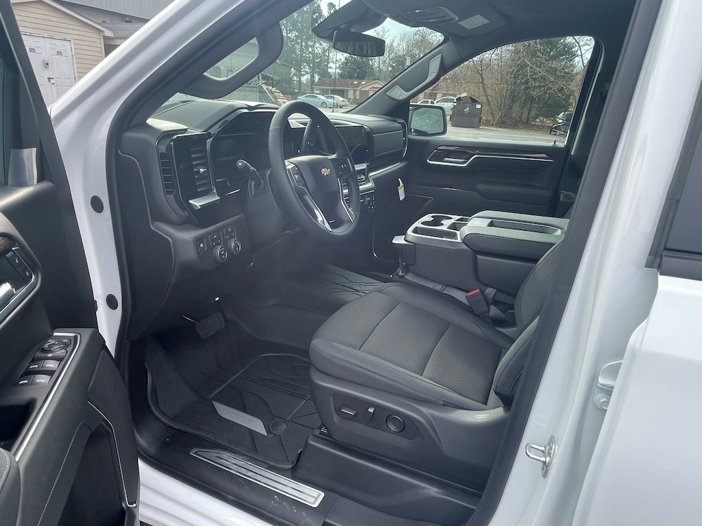 New 2026 Chevrolet Silverado 1500 LT Truck