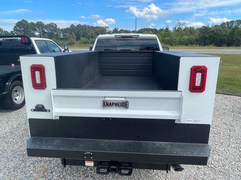 2025 Chevrolet Silverado 2500HD photo 4