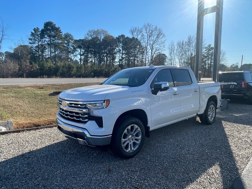 2026 Chevrolet Silverado 1500 LTZ's photo