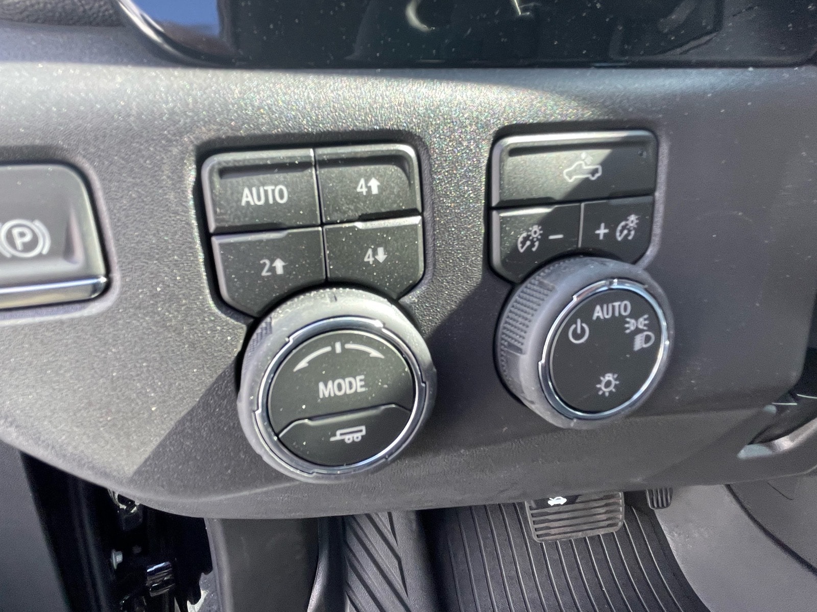 2026 Chevrolet Silverado 1500 LT - Photo 10