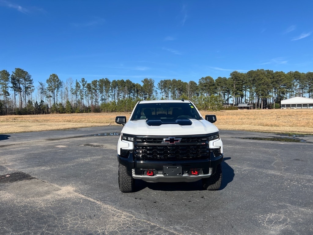 Used 2024 Chevrolet Silverado 1500 ZR2 with VIN 3GCUDHEL3RG345958 for sale in Kenly, NC