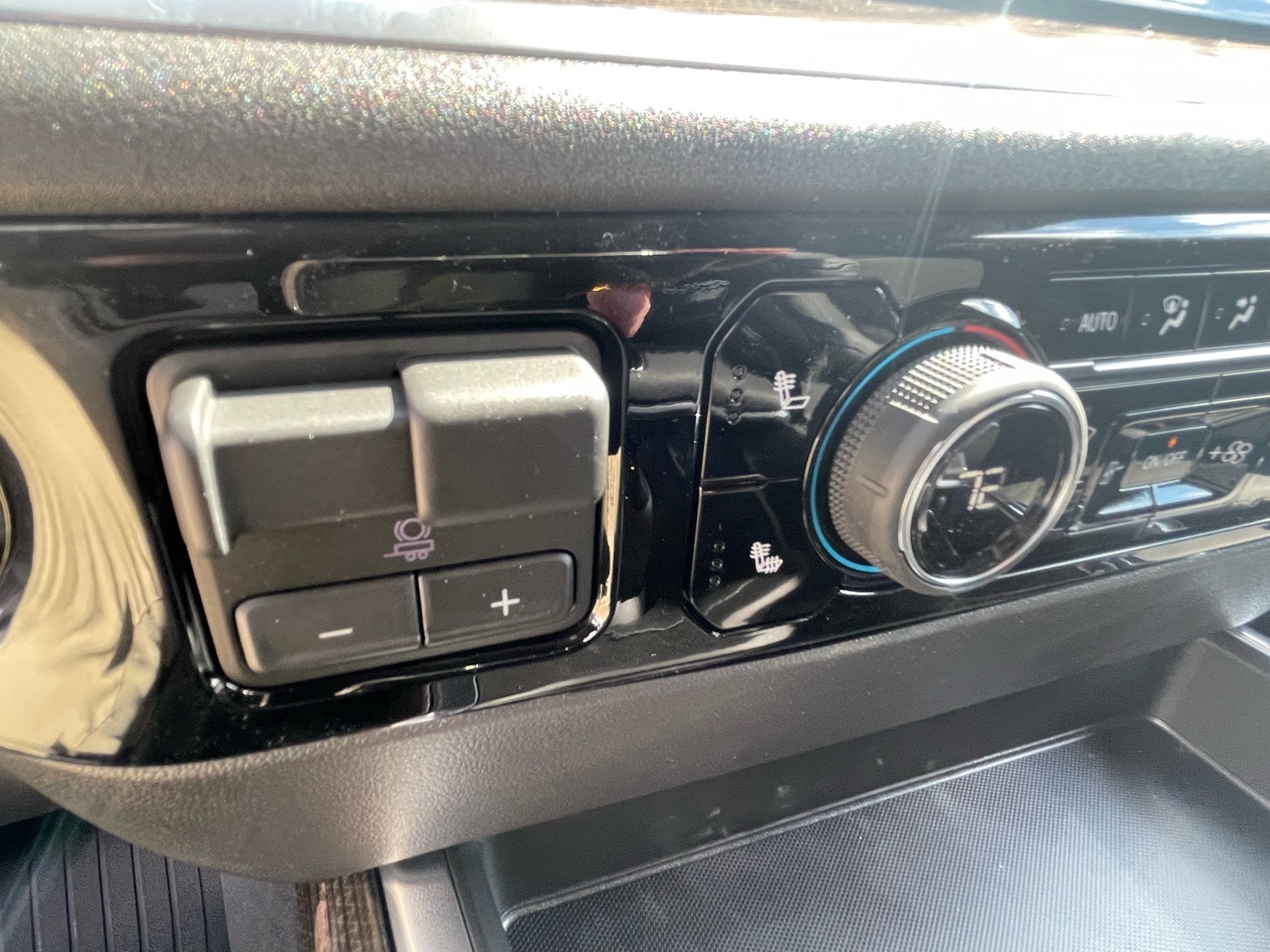 2026 Chevrolet Silverado 1500 LT - Photo 13
