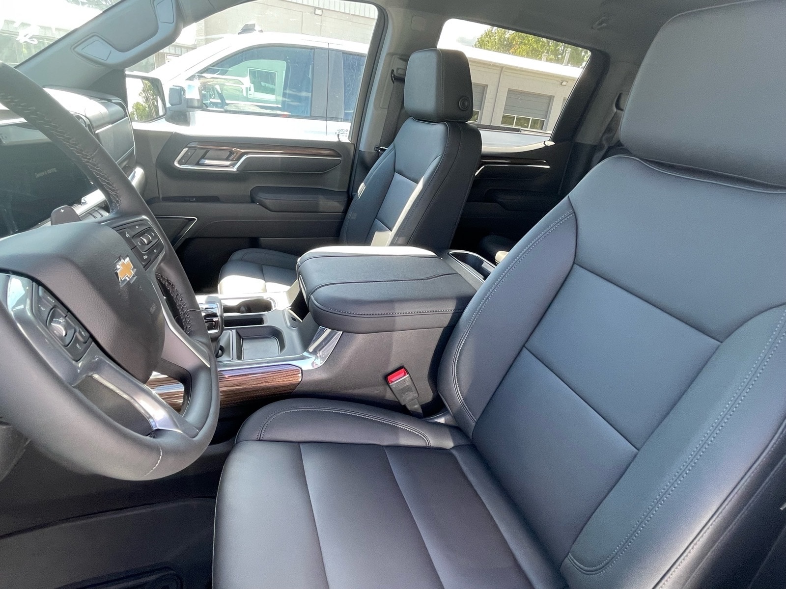 2026 Chevrolet Silverado 1500 LT - Photo 11