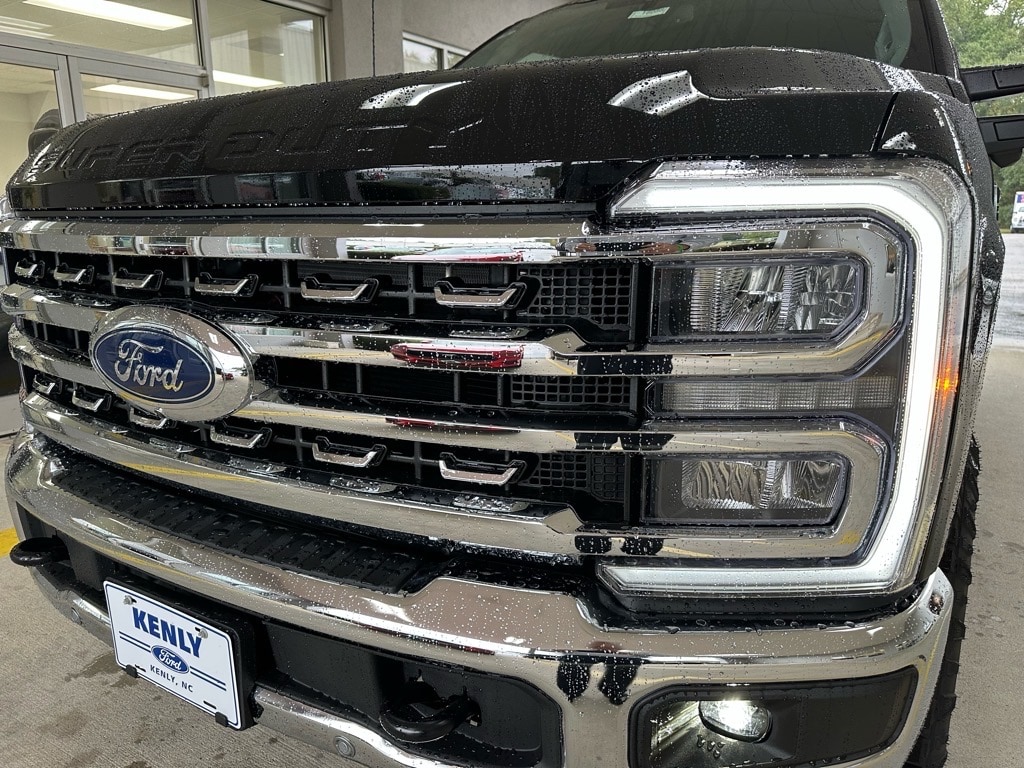 2026 Ford F-250 Super Duty Lariat's photo