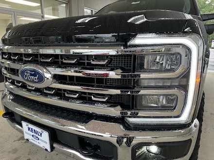 2026 Ford F-250 Super Duty Lariat 4x4 Lariat  Crew Cab 6.8 ft. SB Pickup