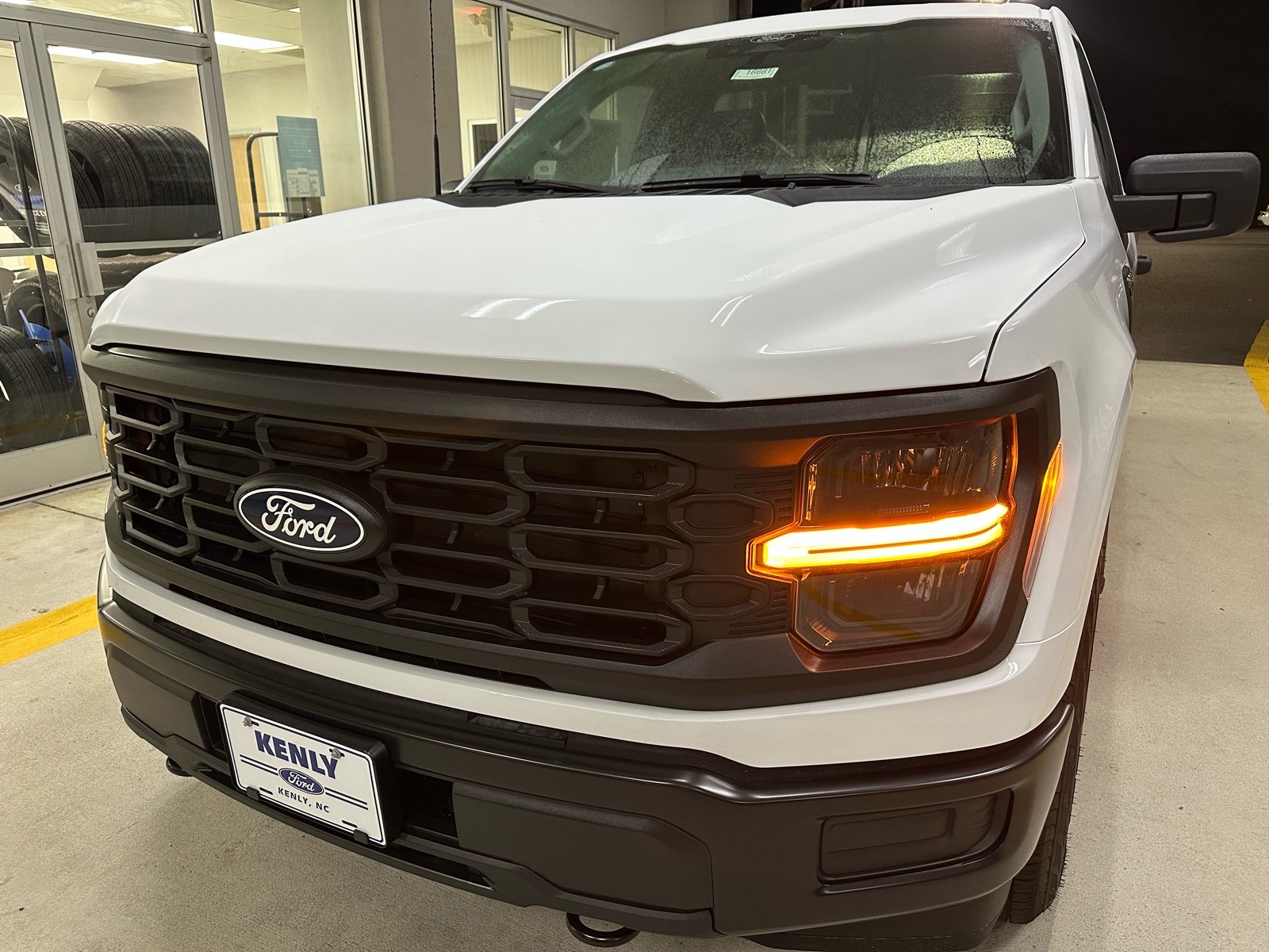 2026 Ford F-150 XL 4x4 XL  Regular Cab 8 ft. LB