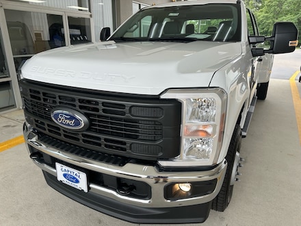 2026 Ford F-350 Super Duty XL 4x4 XL  Crew Cab 8 ft. LB DRW Pickup
