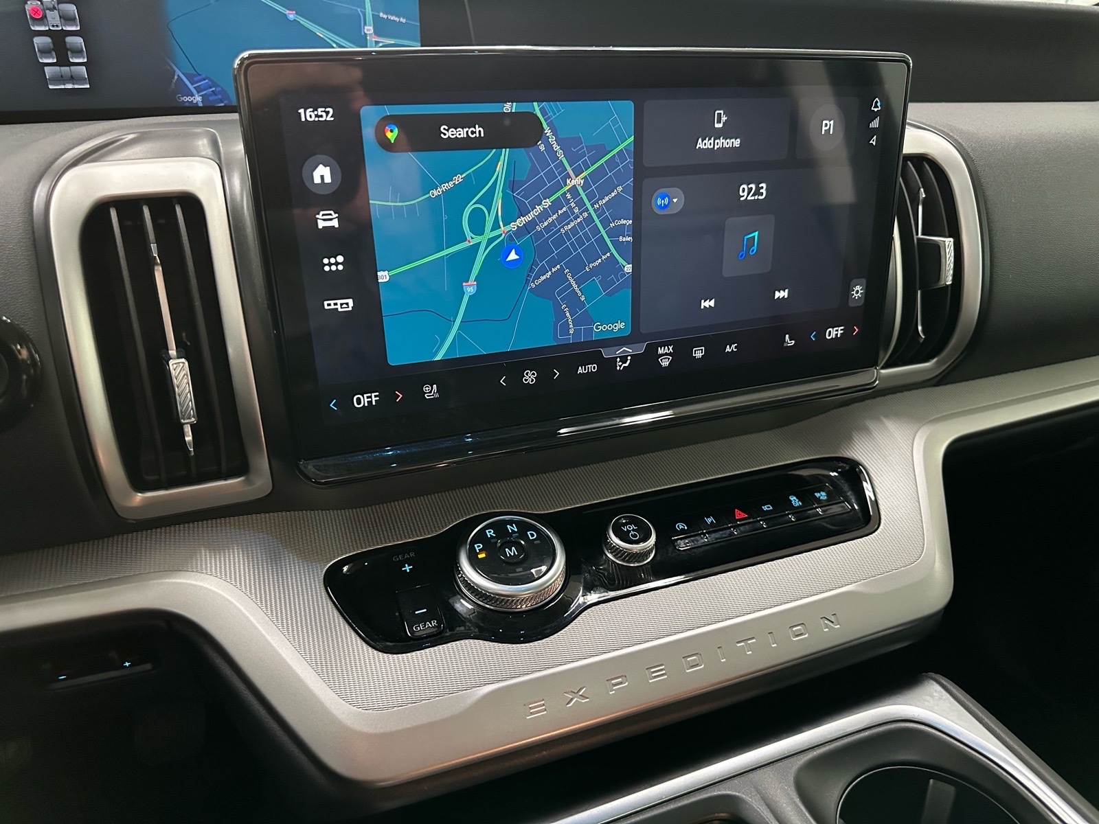 2025 Ford Expedition Active - Photo 39