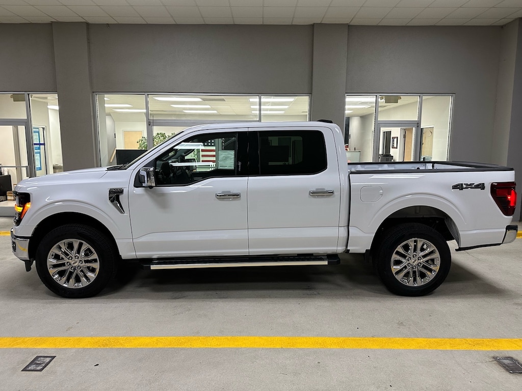 New 2026 Ford F-150 XLT 4x4 XLT SuperCrew 5.5 ft. SB