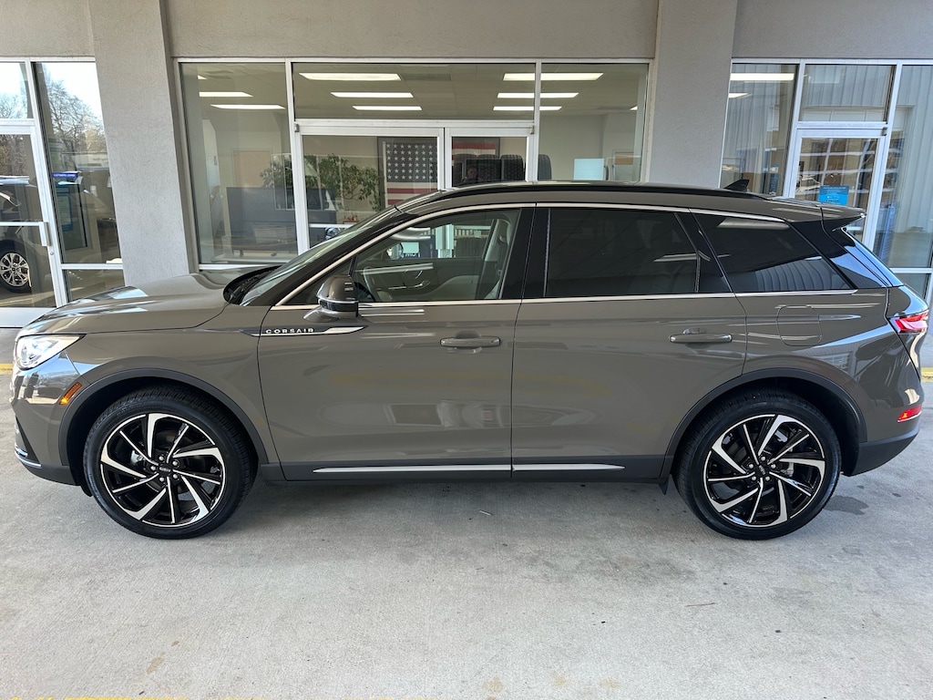 Used 2025 Lincoln Corsair Reserve Reserve SUV