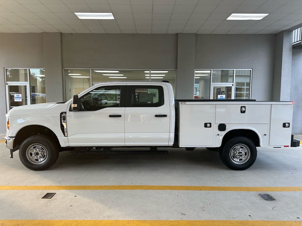 New 2026 Ford F-250 Super Duty XL 4x4 Crew Cab w/8-ft Knapheide SVC Body XL Crew Cab w/8-ft KNAPHEIDE SVC BODY