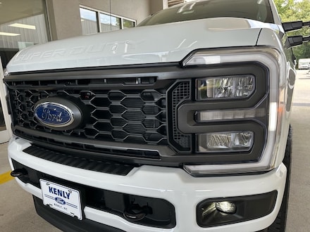 2026 Ford F-250 Super Duty XL 4x4 XL  Crew Cab 6.8 ft. SB Pickup