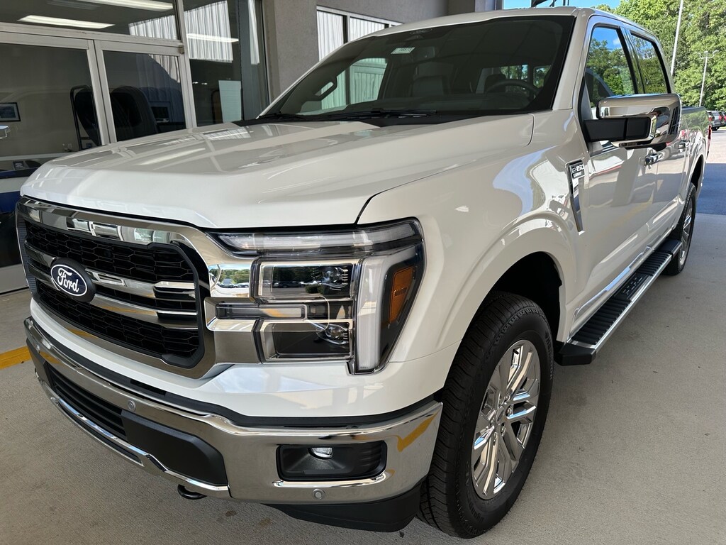 New 2026 Ford F-150 Lariat 4x4 Lariat SuperCrew 5.5 ft. SB