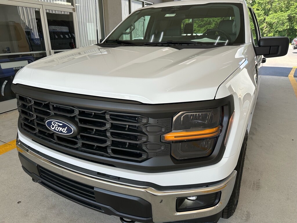 New 2026 Ford F-150 XL 4x4 XL SuperCrew 5.5 ft. SB