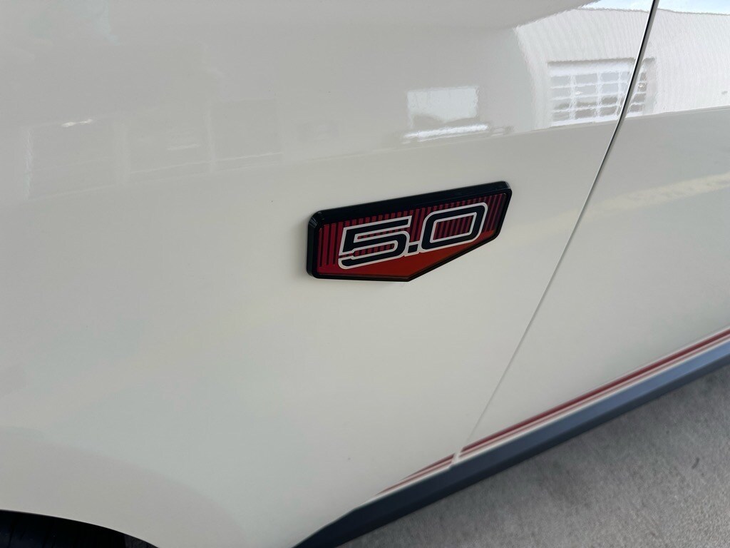 2025 Ford Mustang GT Premium Convertible photo 3