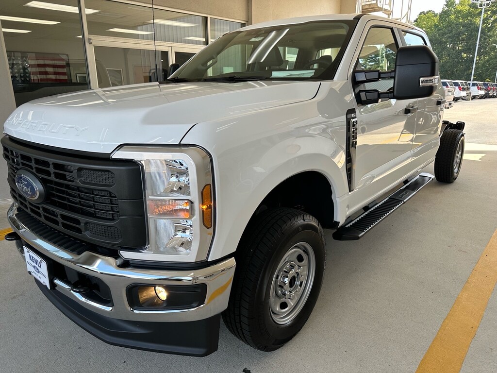 New 2026 Ford F-250 Super Duty XL 4x4 Crew Cab Chassis XL Crew Cab Chassis